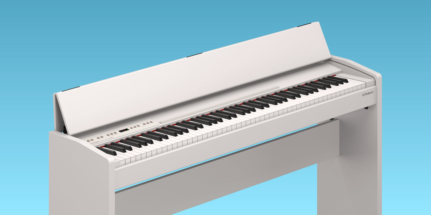Roland F-140R Digital Piano