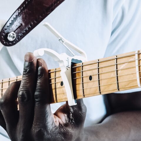 Fender Kyser Electric Guitar Capo White