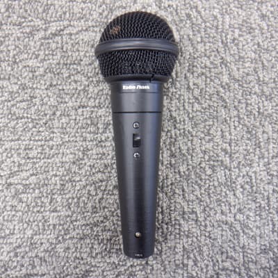 UM-99 Dynamic Vocal Microphone