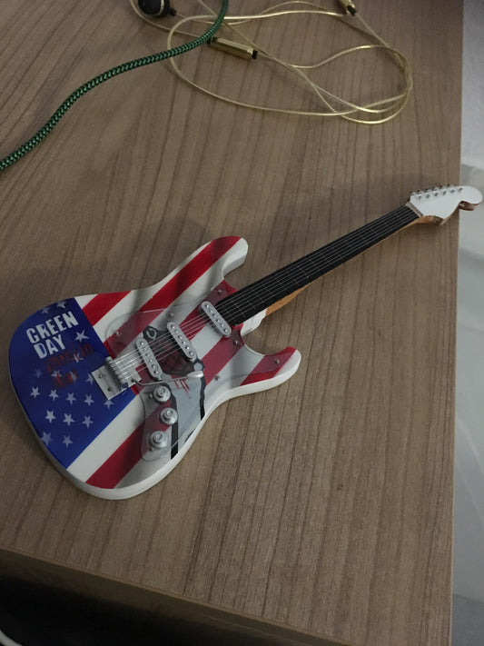 Green Day  American Idiot Guitar