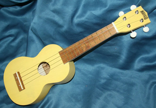 Mahalo Soprano Ukulele with Bag - Butterscotch